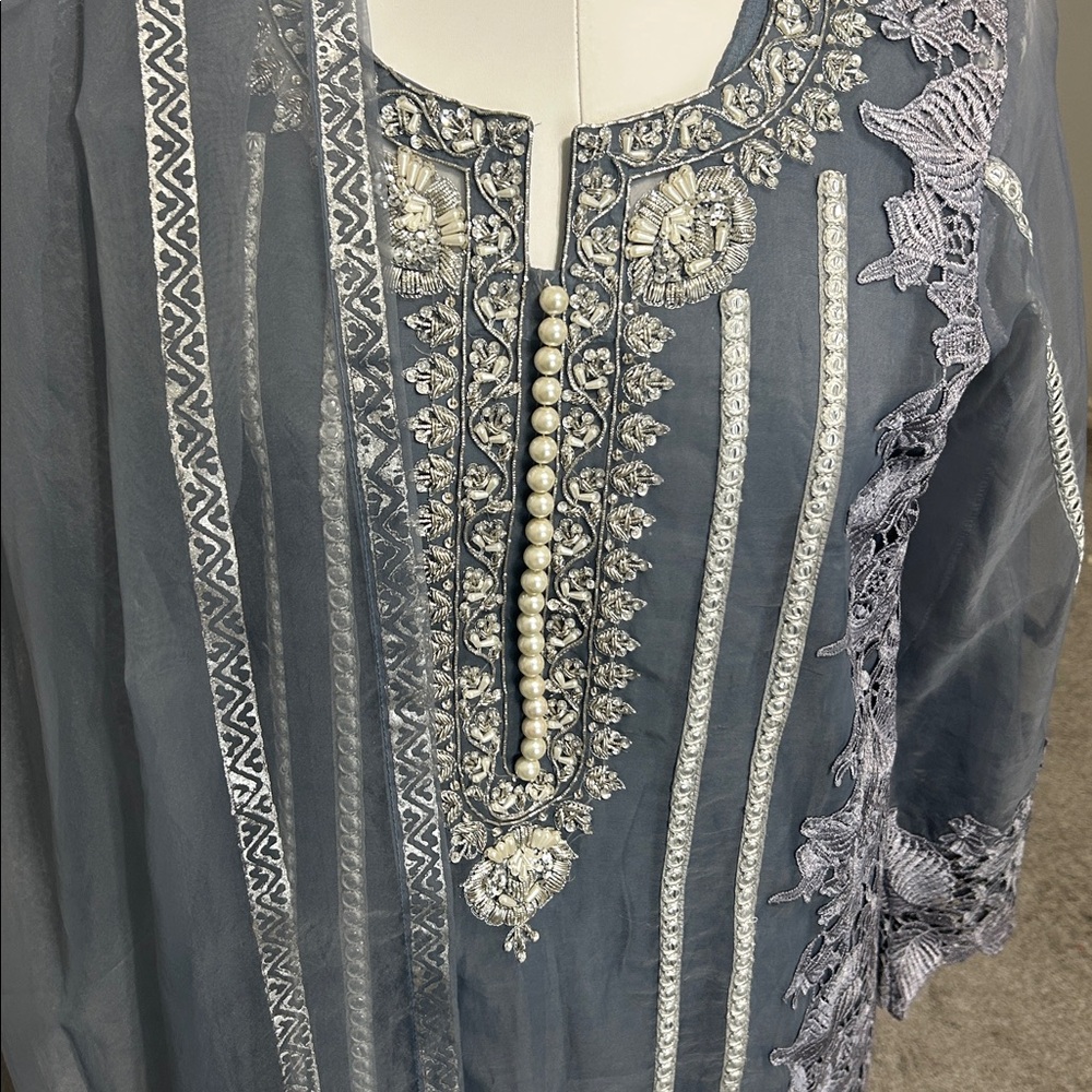 Gray shalwar kameez organza silver embroider pearls, laces. Size M